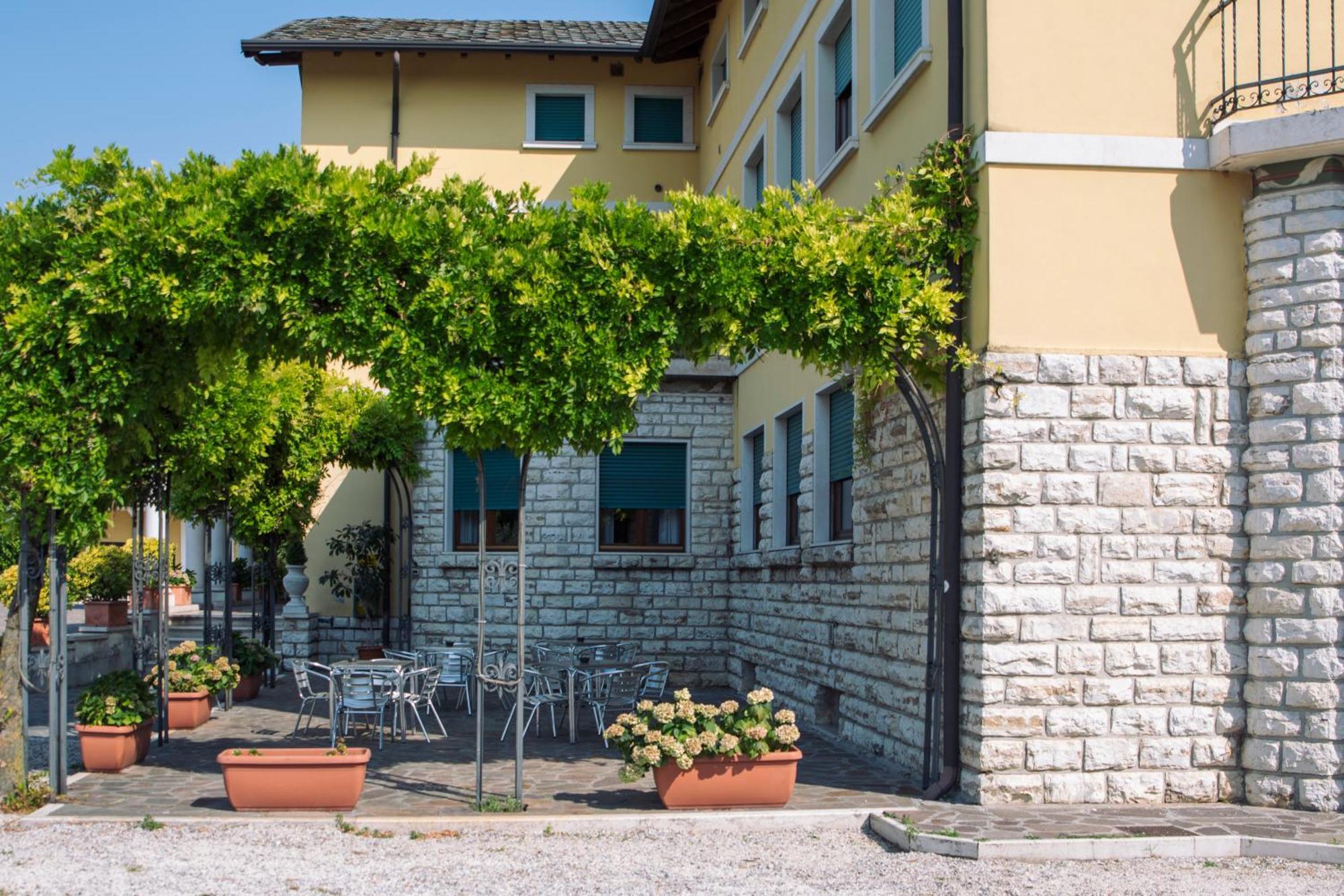 La Pina Hotel Рецато Екстериор снимка